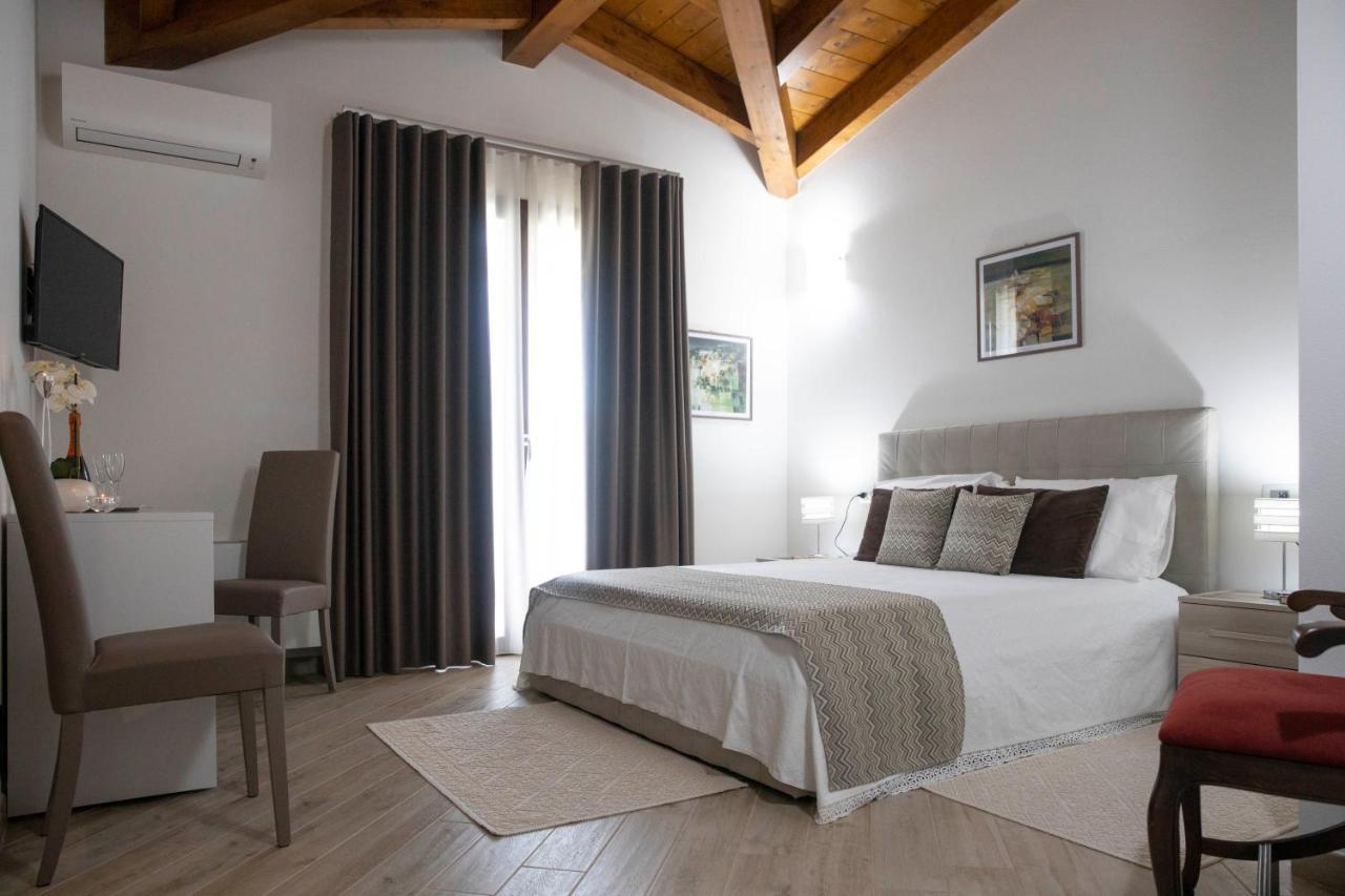 Irilor Luxury B&B Valledoria (Sardinia) Exterior foto
